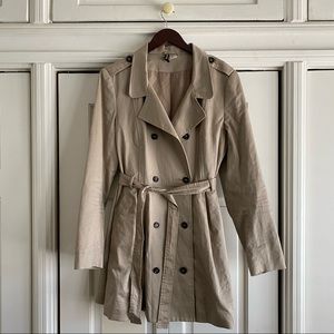 Double Breasted Mid-length Trench Coat